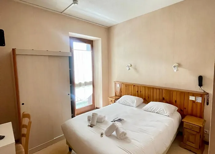 Le Montblanc Hotel 2*