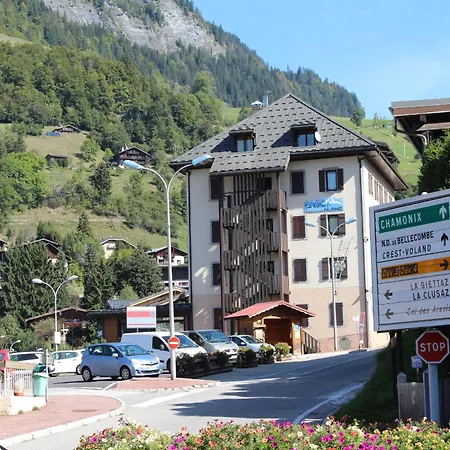 Le Montblanc Флюме