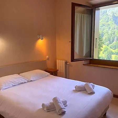 Le Montblanc Hotel 2*